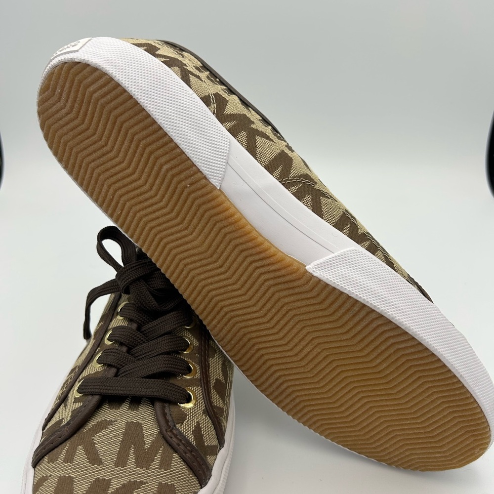 NEW Michael Kors Women Shoes Size 7.5 M - Picture 7 of 10